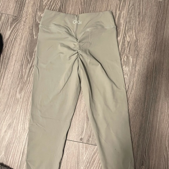 GIGI ACTIVE LUXE Pants - Sage green Gigi leggings
